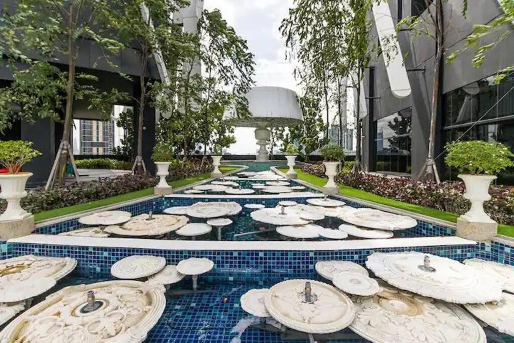 Modern Suites At Arte Mont Kiara By Iconique Kuala Lumpur Eksteriør bilde