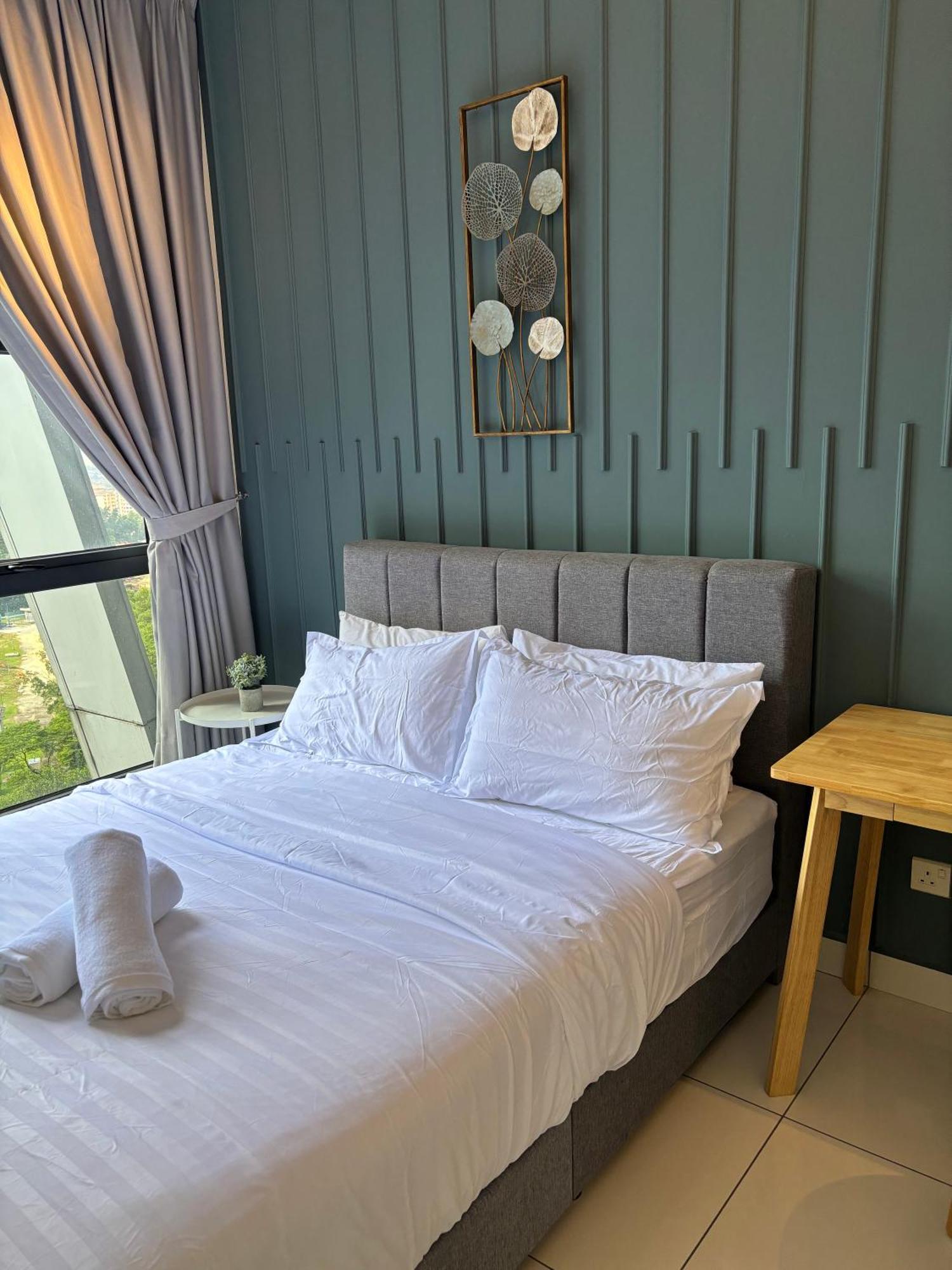 Modern Suites At Arte Mont Kiara By Iconique Kuala Lumpur Rom bilde